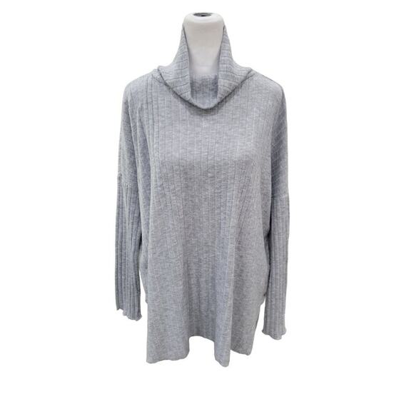 Out From Under Women's Turtleneck Sweater Grey Size Small Tunic Pullover‎ - Picture 1 of 10